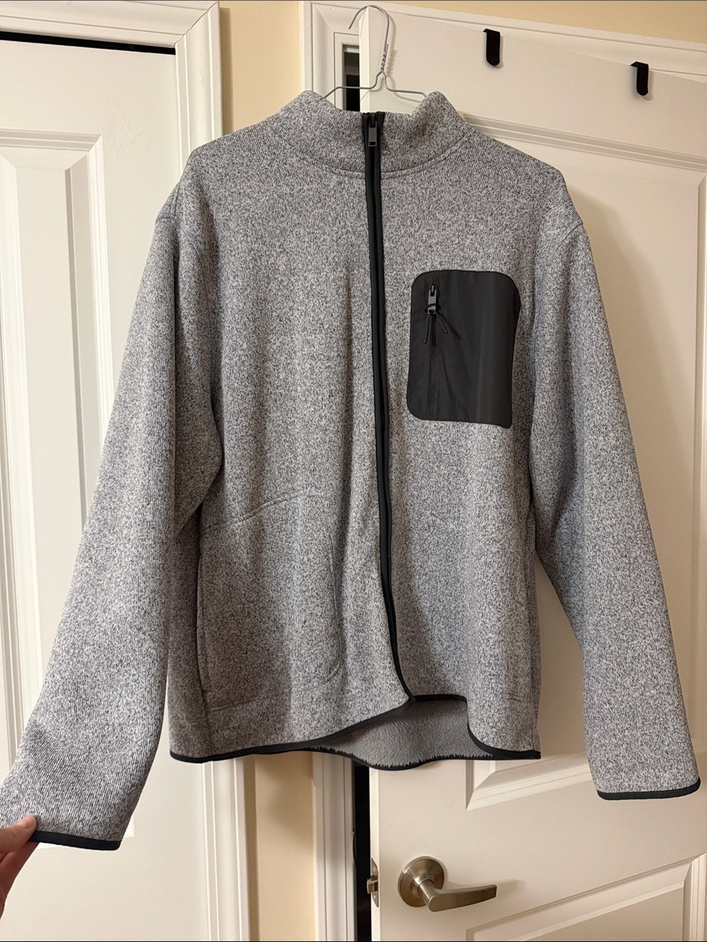 Old Navy Light Gray Fleeced Full-Zip Jacket with Black Chest Pocket